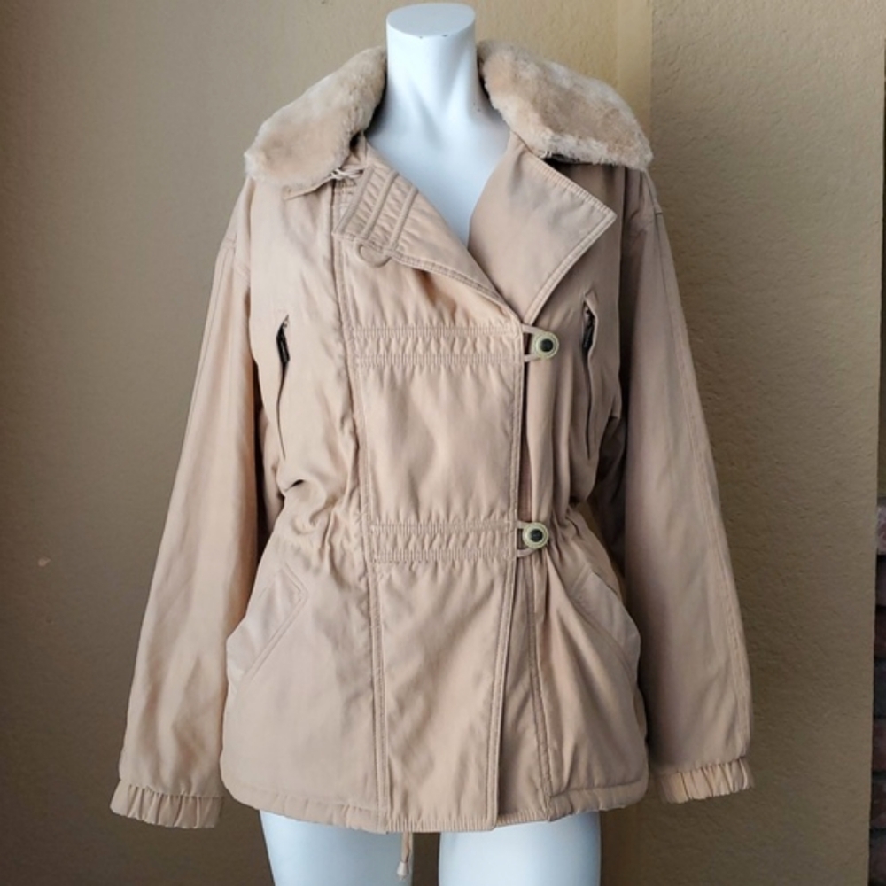 GALLERY Golden Tan Button Front Jacket with Detachable Faux Fur Collar SIZE: S